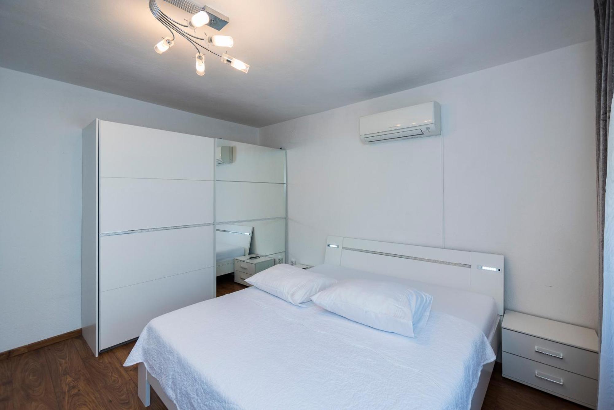 M&M Pelivan Apartments Solin Extérieur photo