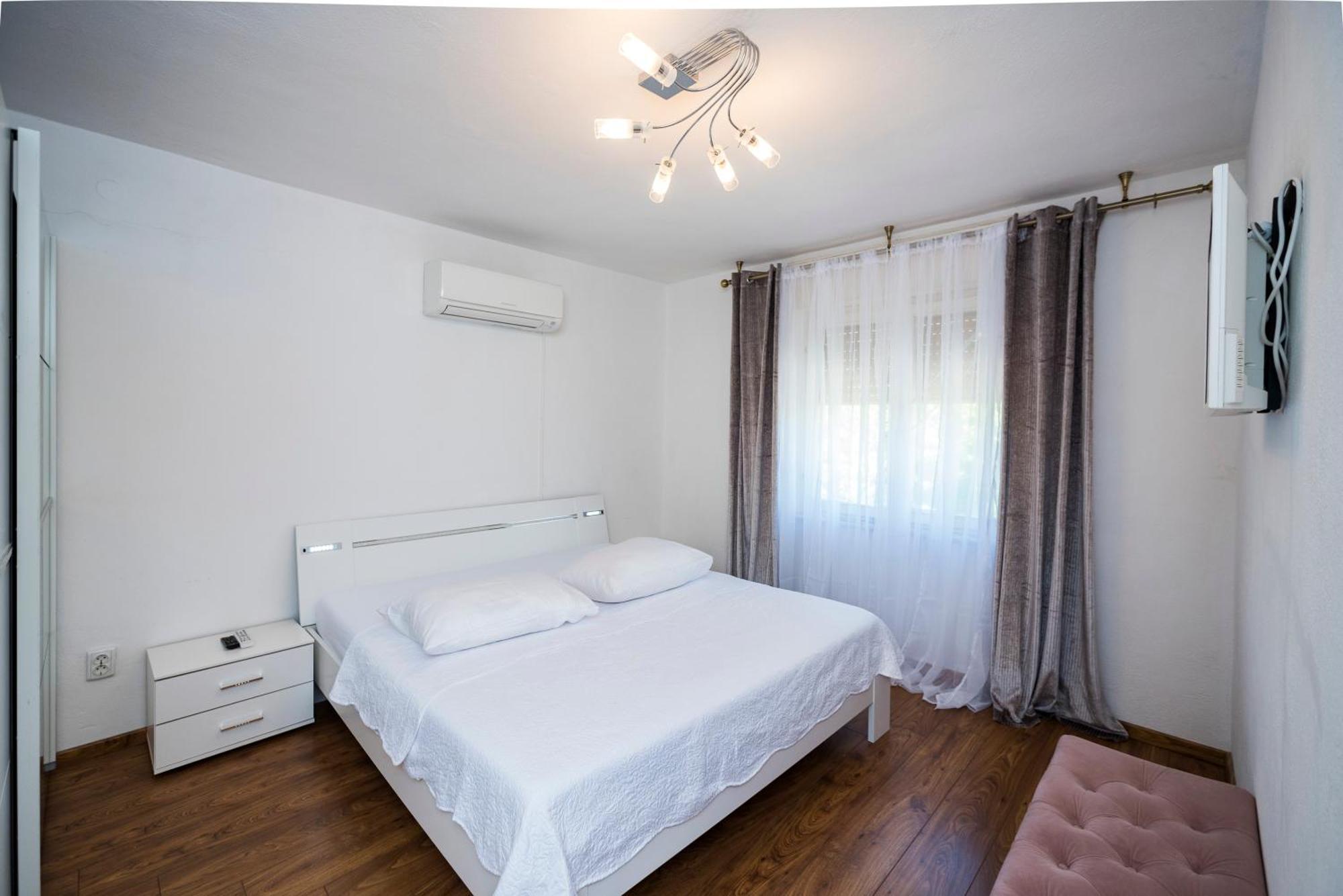 M&M Pelivan Apartments Solin Extérieur photo
